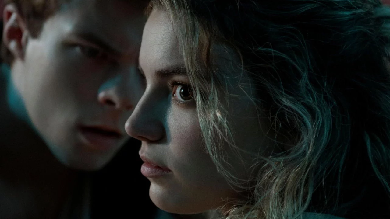 Đừng Bước Vào