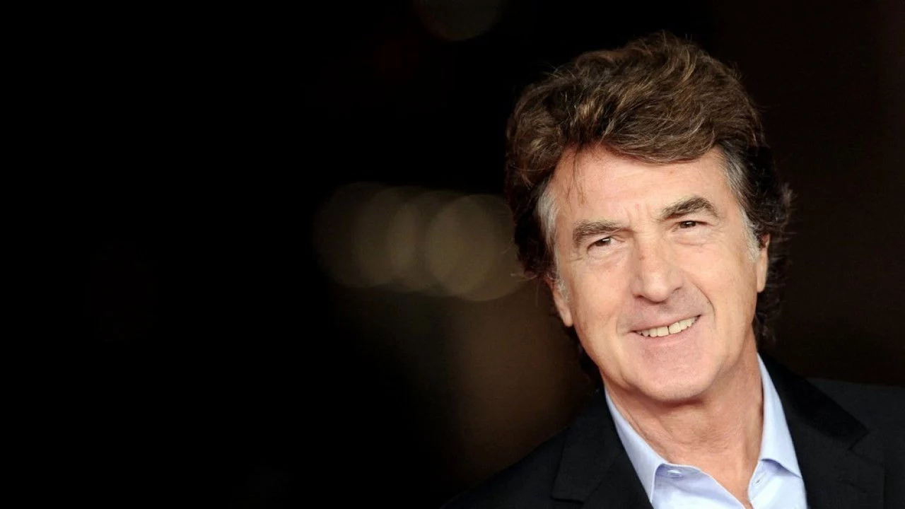 Không Thể Thay Thế