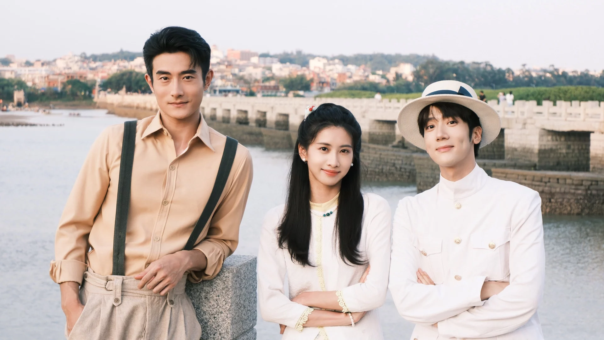 Giấy Ngắn Tình Dài